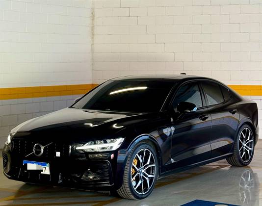 VOLVO S60 2.0 T8 POLESTAR ENGINEERED HÍBRIDO 4P AUTOMÁTICO VOLVO S60 2.0 T8 POLESTAR ENGINEERED HÍBRIDO 4P AUTOMÁTICO